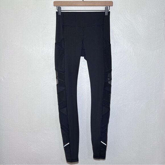 Lululemon Speed Up Tight *Mesh 28" in Black - Picture 4 of 9